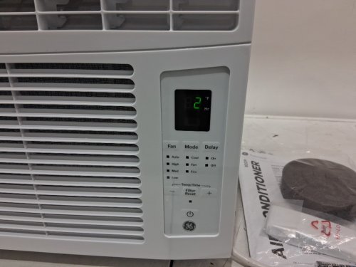 ge Electronic Window Air Conditioner - 6000btu - up to 250sq.ft - 16.4" x 13.4" x 12.6" - white (model: AWCS06BWFC) image 9