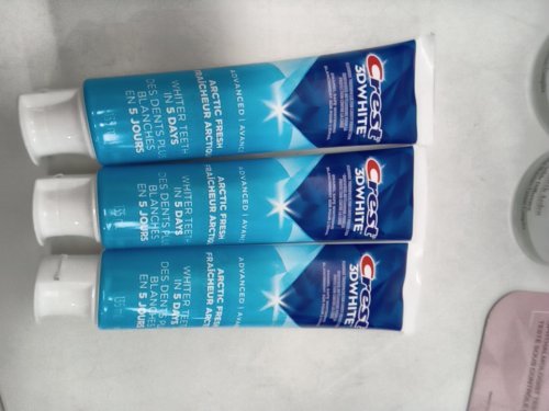 3PK Crest 3D White Advanced Teeth Whitening Toothpaste - Arctic Fresh - 135ML EACH image 2