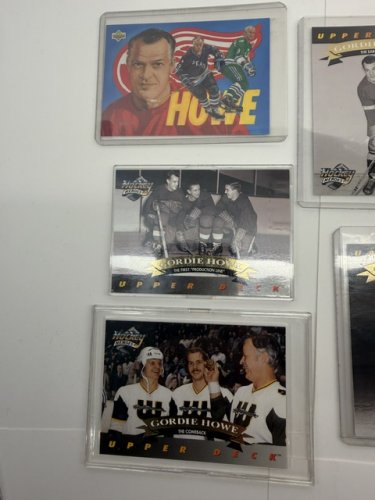ASSTD GORDIE HOWE HOCKEY CARDS image 3