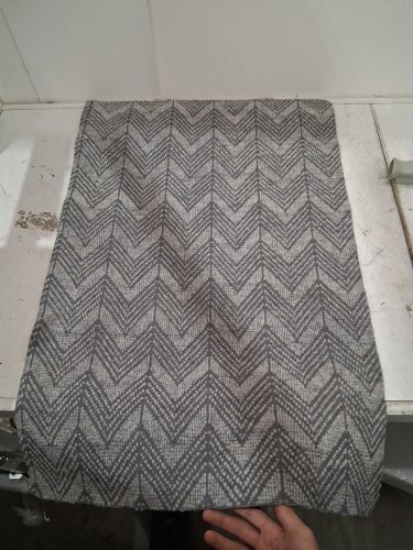 mud master rug for entryways - chevron pattern - 36'' x 24'' -black / grey image 2