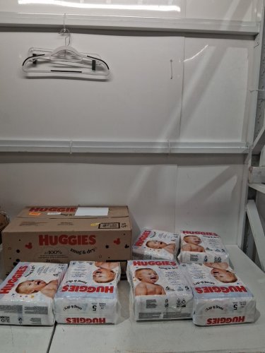 168PK baby huggies snug and dry diapers - size 5 (27+lb) - disney MICKEY MOUSE (model: 56413) image 2