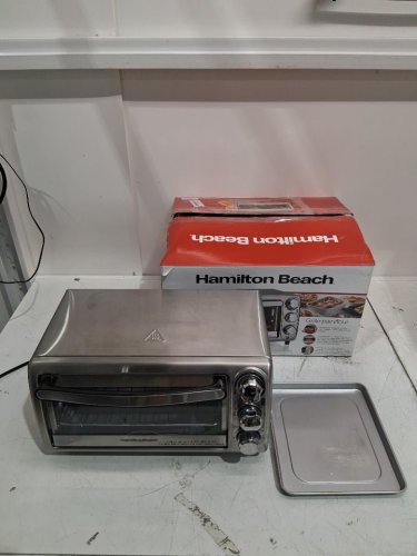 hamilton beach Toaster Oven - 1100W - stainless steel (model: 31143J) image 2