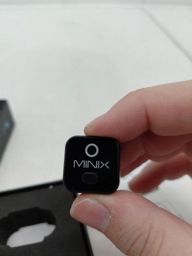 MINIX Mini Wireless carplay Adapter (model: CA525) image 2