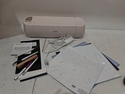 CRICUT EXPLORE 4 SMART CUTTING MACHINE AND ENGAGEMENT BUNDLE -SEASHELL - (MODEL: 8002708) image 3