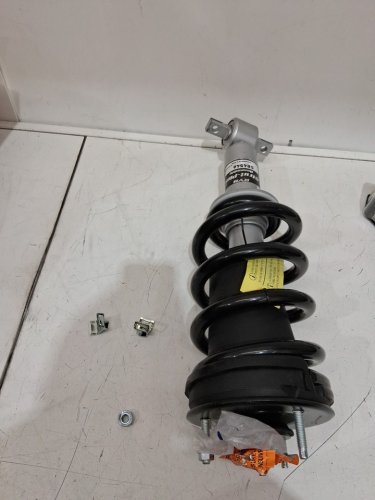 KYB Front Complete Strut Assembly - fits various models - silver/black (models: SR4546) image 4