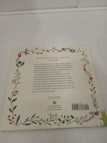 (Hardcover) The Quiet Hunt: A Poem for Young Foragers by Jean E. Pendziwol and Risa Hugo image 3