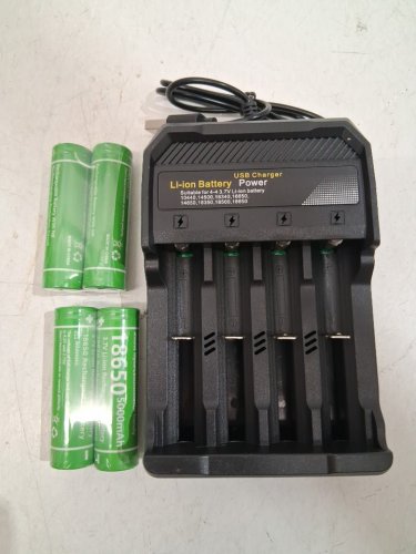 ADJUSTABLE 4-SLOT LITHIUM BATTERY SMART CHARGER - 2000MAH 5V - BLACK (MODEL: MS-5D84A) image 2