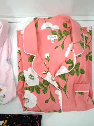 3 assorted women's pajama pieces - long sleeve shirt, short sleeve shirt and long pants - medium - pink/floral/BLACK image 3