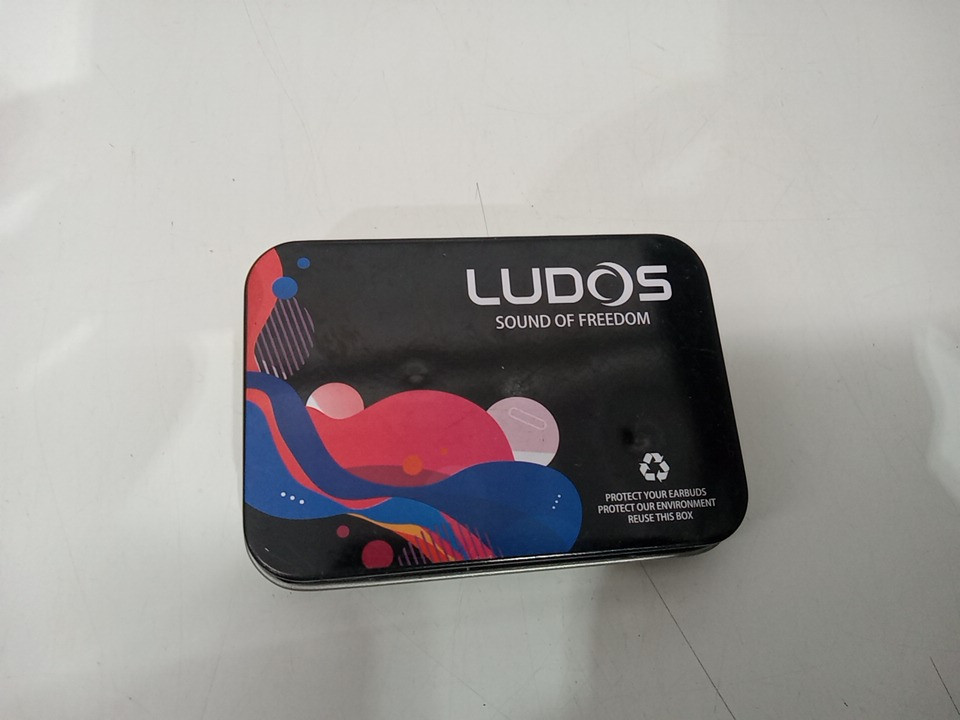 Ludos OMNITONE Wired Earbuds in-Ear Headphone with microphone - USB-C - Black (model: omnitoneTYPEC) image 2