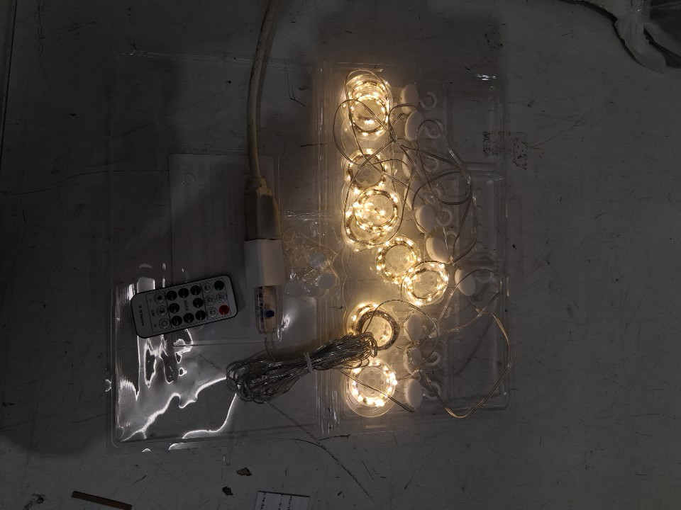 HXWEIYE 300LED Fairy Curtain Lights with remote - 8 Modes - 9.8FT x9.8FT - warm white image 2