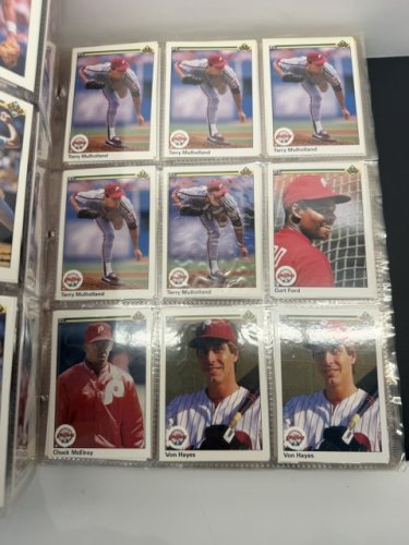 800 APPROX ASSSTD UPPER DECK 1990 MLB BASEBALL CARDS image 20