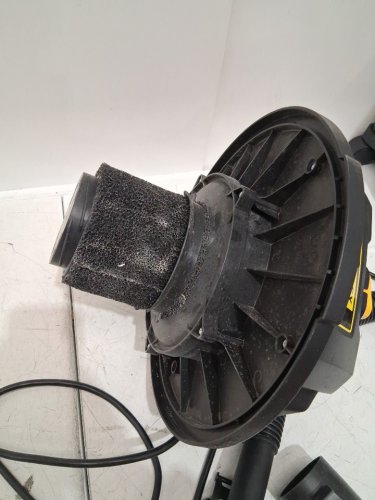 Stanley 3 in 1 Wet Dry Shop Vacuum Blower with Powerful Suction - 4 gal - Stainless Steel/black (model:SL18301-4B) image 3