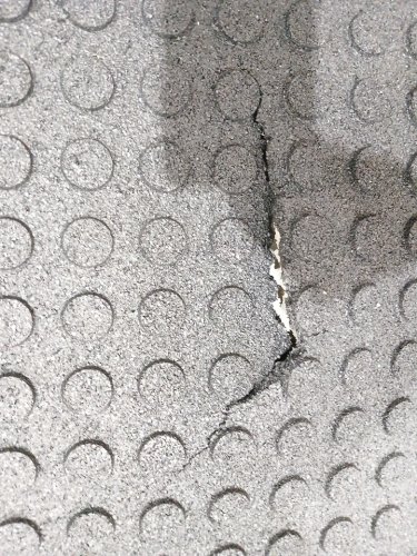 Mohawk Heavy Duty Rubber Mega Mat - 4FT x 3FT - Black image 4