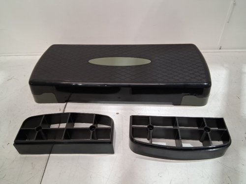 AMAZON BASICS Aerobic Exercise Step Platform, Adjustable Workout Stepper At Home - green/black image 3
