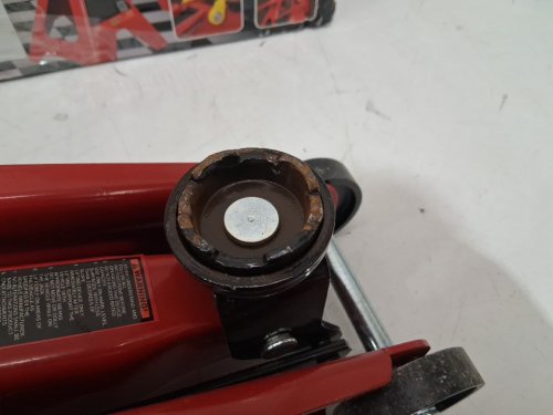 TORIN BIG RED HYDRAULIC TROLLEY FLOOR JACK COMBO WITH 2 JACK STANDS 2 TON CAPACITY (MODEL:T82001S) image 5