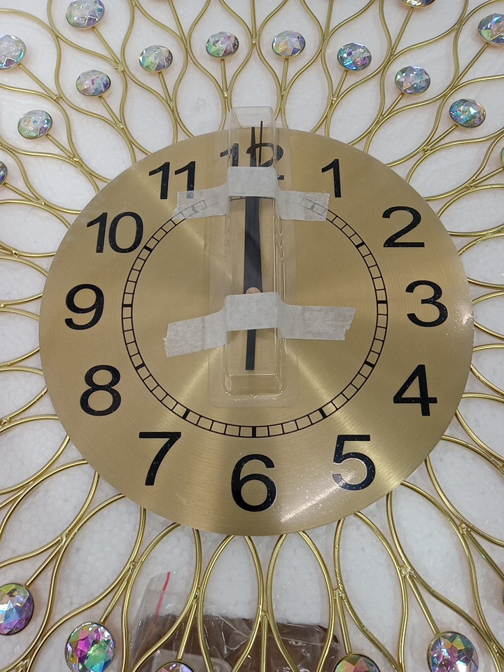 Gilacco Silent Decorative Wall Clock - 24" x 24" - black/gold (model: JS-509) image 3