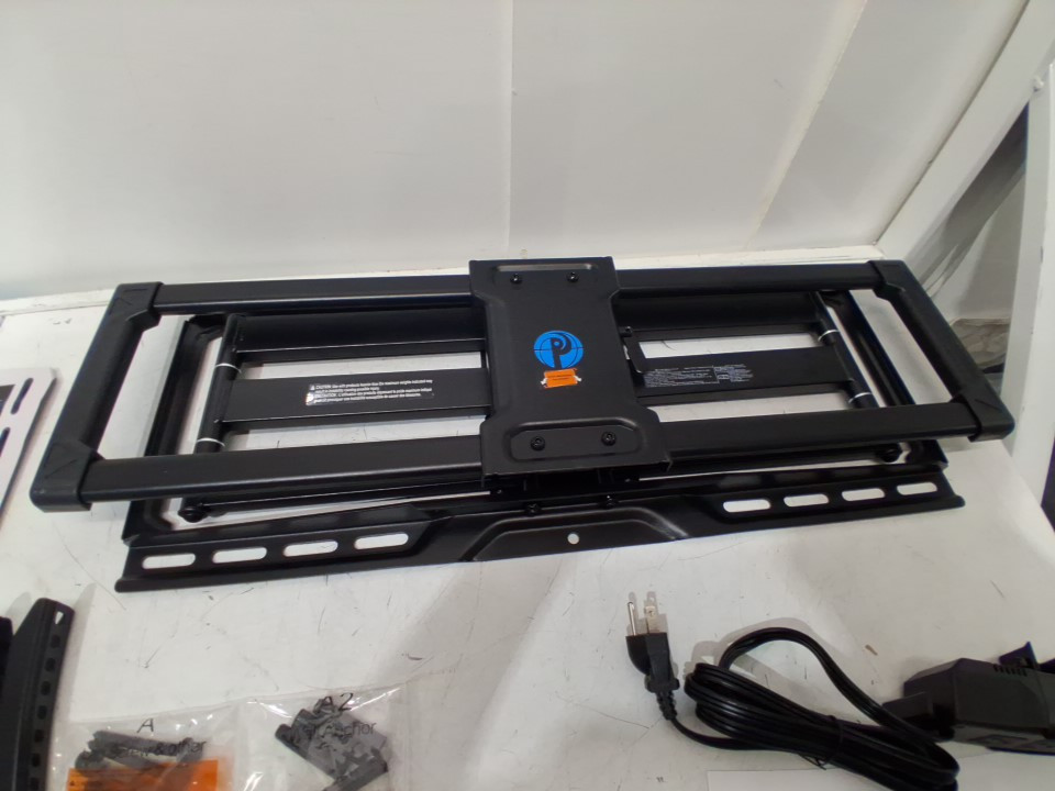 pipishell full motion tv wall mount - 26-65" screens - 99lbs max/cap - black (model: pilf19) image 4
