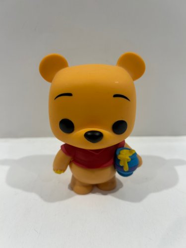 Funko pop! Disney - Winnie the Pooh vinyl figure (#32) image 2