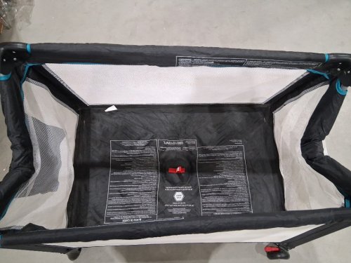 harmony play and go deluxe portable playard - for kids 5 to 30lbs - black/teal (model:0801010NTL) image 4