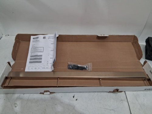 delta Reversible Linear Shower Drain Trim - 24" - champagne bronze (model: DT0732413-CZ) image 4