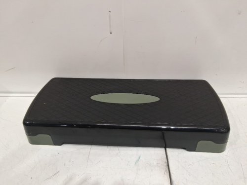 AMAZON BASICS Aerobic Exercise Step Platform, Adjustable Workout Stepper At Home - green/black image 3