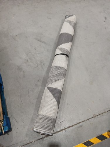LARGE OUTDOOR GEOMETRIC AREA RUG - 7.6FT X 5FT - GREY/WHITE image 2