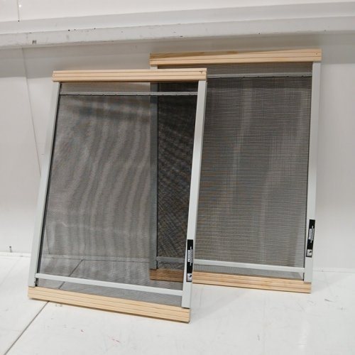 2PK Adjustable Window Screen - 15" HIGH - 21" TO 37" WIDE - WHITE/WOOD image 3