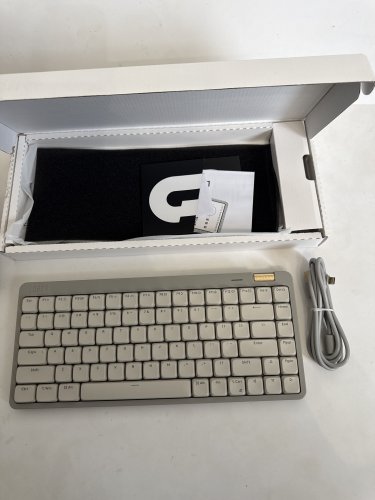 LOFREE FLOW LITE 84-KEYS LOW PROFILE MECHANICAL KEYBOARD WITH 2.4G RECEIVER, BLUETOOTH AND WIRED CONNECTION FOR WINDOWS/MAC - MARBLE - (MODEL:OE921) image 3
