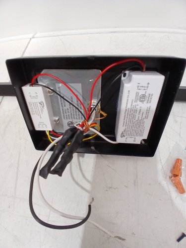 VOLISUN Dimmable 5CCT Modern Bathroom Vanity Light - 18W - 31.5" - black (MODEL:SW012 ) image 4