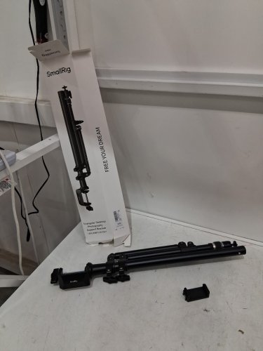 SMALLRIG DESK MOUNTED Triangle Camera WITH with adjustable Auxiliary Support Rod- 27" - black (model: 4304) image 2