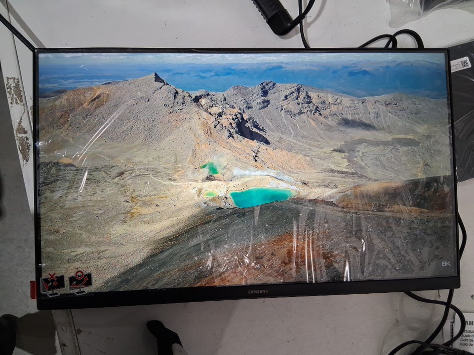 samsung s3 22" full hd monitor with eye saver - 100hz - black (model: s22d300gan) image 4