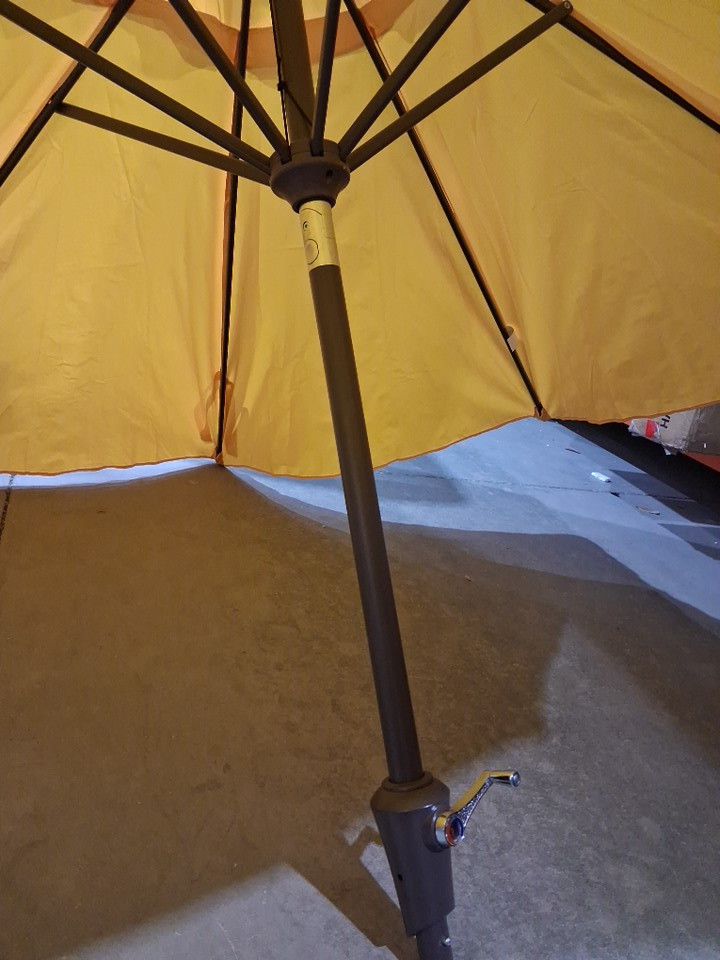 California Umbrella Round Aluminum Market Umbrella Sunbrella - 9FT - Sunflower Yellow image 3