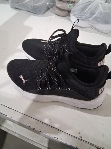 women's puma running shoes - size 7 - black (style: 9556607) image 2