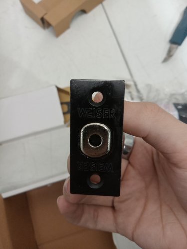 weiser powerbolt3 keyless door entry with auto lock deadbolt - black (model: ‎9GED92500-005) image 4