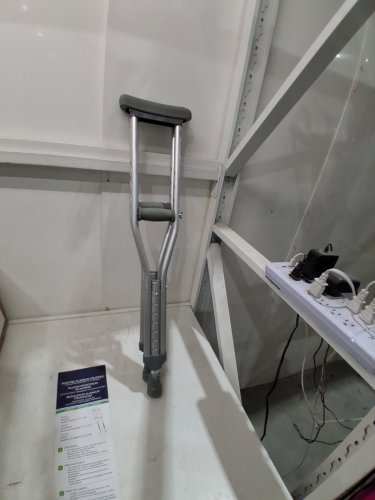 YOUTH'S Drive Medical Aluminum Crutches - 4'0" - 4'6" - grey (Model: 10416-1) image 3