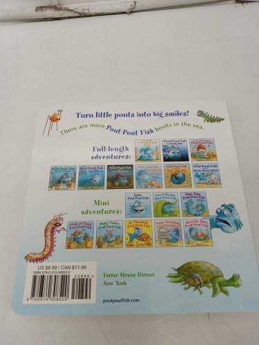 (Boardbook) The Pout-Pout Fish Goes to School by Deborah Diesen and Dan Hannah image 3