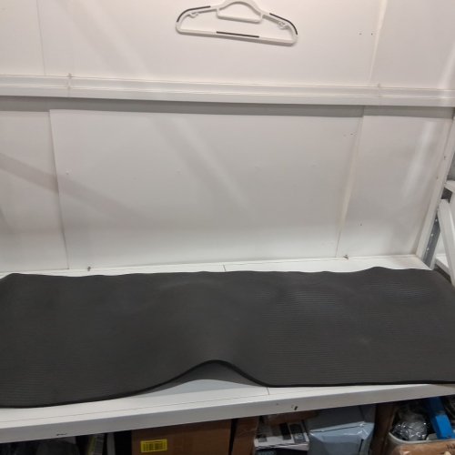 AMAZON BASICS EXTRA THICK YOGA MAT WITH CARRYING STRAP 74" X 24" X 0.5" - BLACK (MODEL: ‎YM2001) image 3