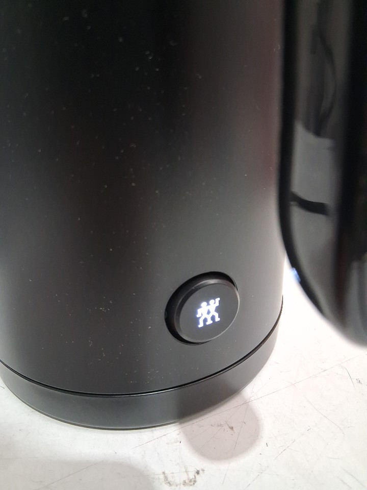ZWILLING ENFINIGY ELECTRIC KETTLE - 1L - BLACK (MODEL: 53105-1) image 5