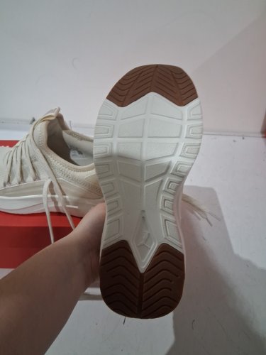 women's puma running shoes - size 6 - beige/pink (style: 9556606/314317-02) image 3