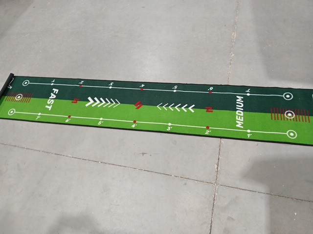 SAPLIZE TWO-SPEED GOLF PUTTING PRACTICE MAT WITH PUTTING ALIGNMENT MIRROR - 20" x 10FT - GREEN - (MODEL: ‎JYG2-TL02S-GRDS@#A05) image 4