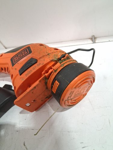 BLACK + DECKER LITHIUM CORDLESS 3-IN-1 TRIMMER/EDGER AND MOWER, WITH 20V BATTERY AND LITHIUM 2 AMP CHARGER - (MODEL:MTC220) image 4