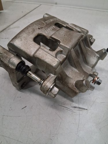 TRQ Front Right Brake Caliper with Bracket - For Mazda CX-7 (2007-2012) (model: K0089) image 4