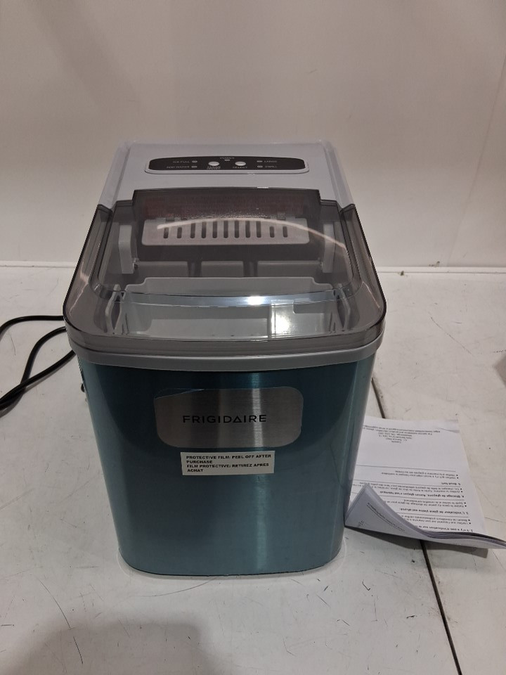 Frigidaire Stainless Steel Countertop Ice Maker with 26 lb/Day bullet ice - Silver (model: EFIC127-SS-SC-EP) image 3