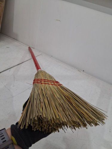 Carlisle 3-stitch Lobby Broom with Blended Corn Bristles - 40" - Red (Model: 368200) image 4