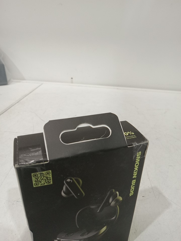 SKULLCANDY SMOKIN' BUDS IN-EAR WIRELESS EARBUDS - 20HR BATTERY, 50% RENEWABLE PLASTICS, MICROPHONE, WORKS WITH IPHONE ANDROID AND BLUETOOTH DEVICES - RED (MODEL: S2TAW) image 3