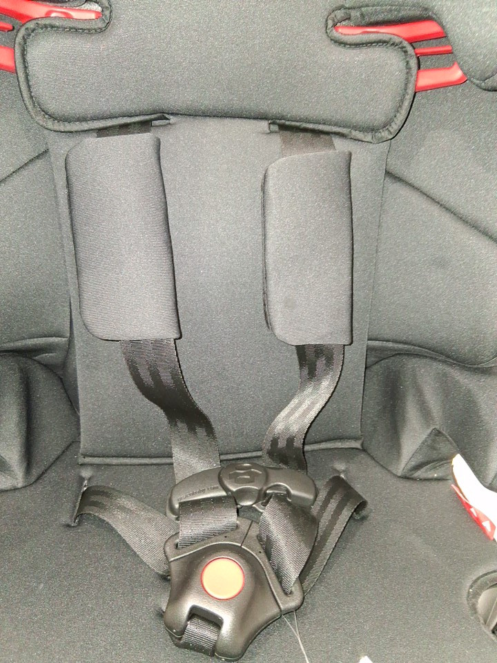 Graco Tranzitions 3‑in‑1 Harness Booster Seat with High‑Back Booster & Backless Booster, 2 Removable Cup Holders, Open‑Loop Belt Guides & Machine‑Washable Covers (MODEL: 2035724) image 7
