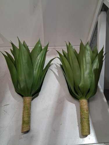 2PC qzjijosen Indoor/ Outdoor Artificial Agave Succulent Plants -28" - GREEN (MODEL: qz7101050624s) image 4