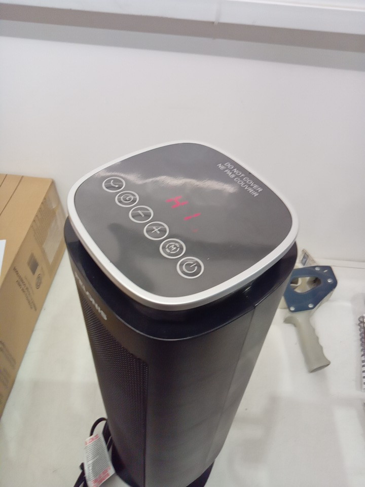 pelonis 23" Indoor standing Digital Ceramic tower Heater with 2-heat settings & remote control - 1500w - black (model: phf151rsukca) image 3