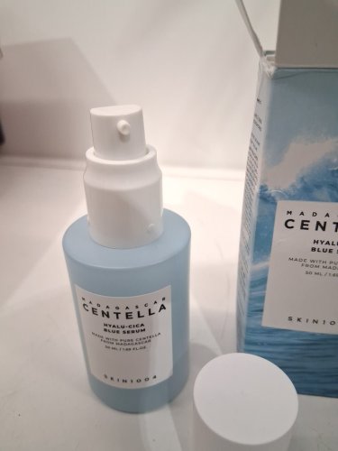 skin1004 madagascar centella hyalu-cica blue serum - 50ml image 3