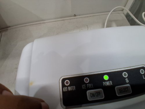 FRIGIDAIRE COMPACT ELECTRIC ICE MAKER - MAKES 26LBS OF ICE/DAY - WHITE (MODEL: EFIC160-WHITE) image 7